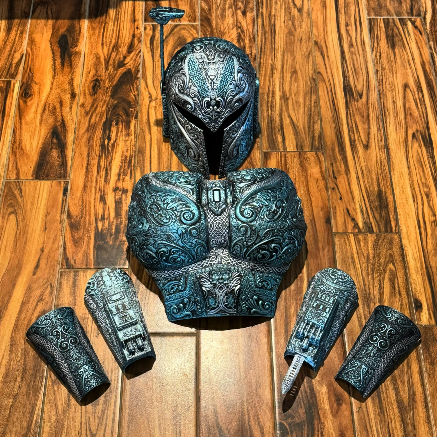 Baroque Mandalorian Female Armor Set